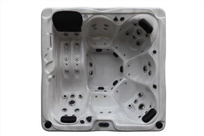 Отдельностоящая спа-ванна